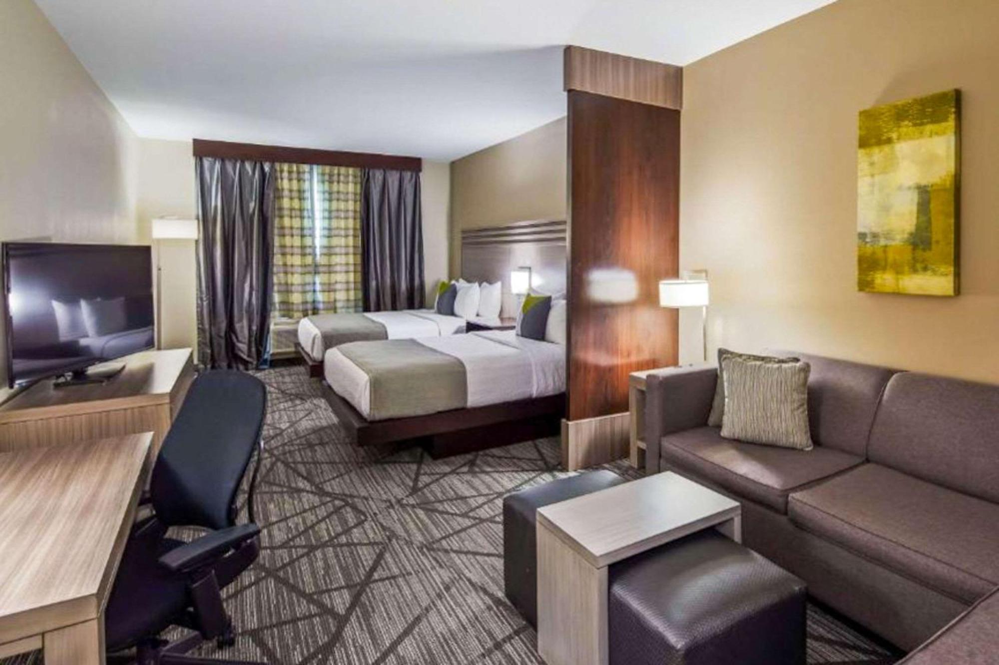 Hotel Comfort & Houston I-45 North - Iah 3*