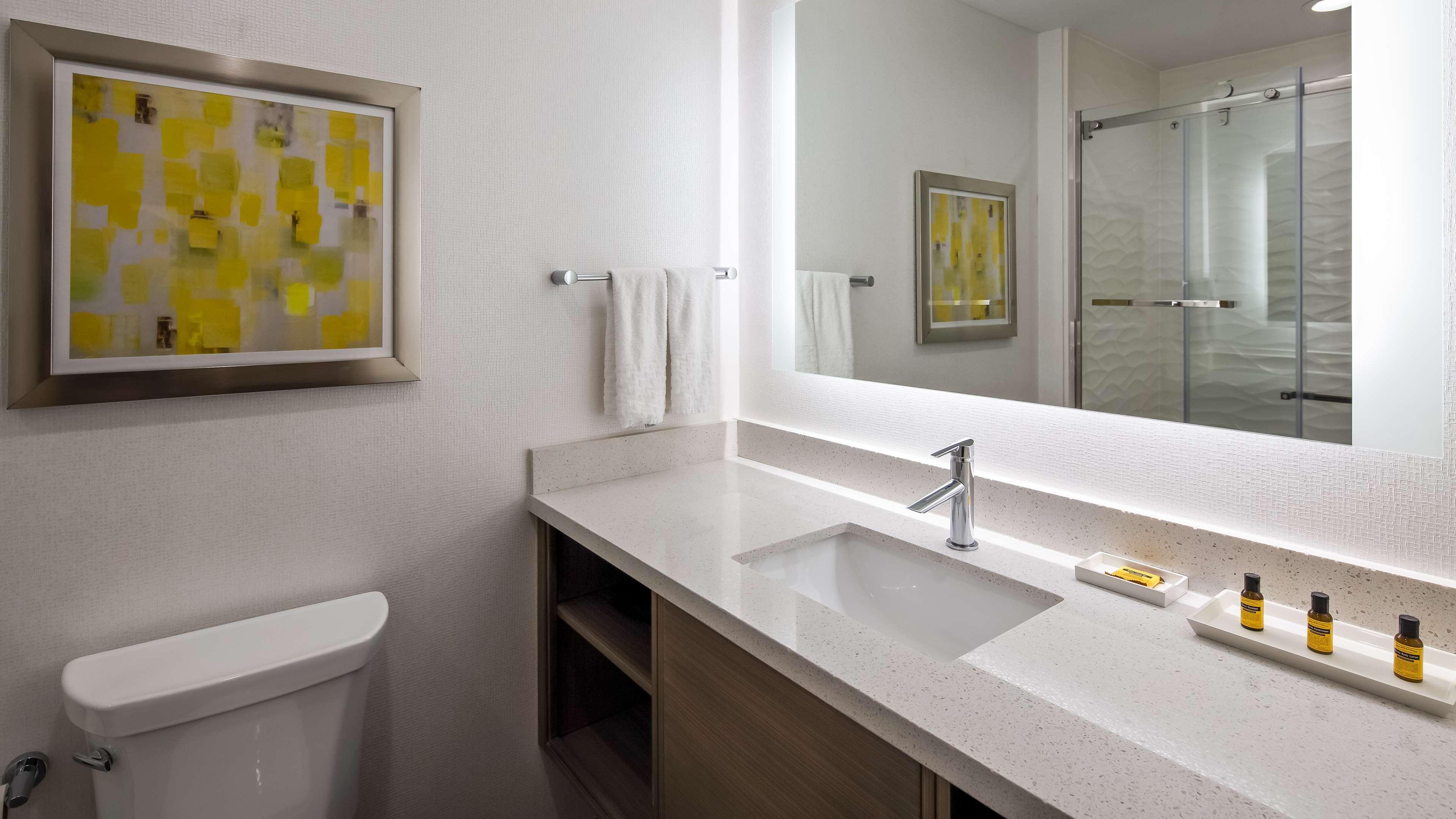 Comfort & Houston I-45 North - Iah Hotel